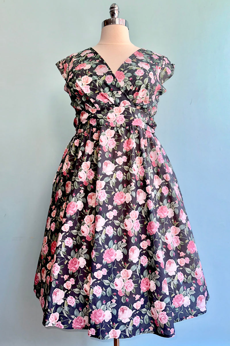Roses Greta Dress by Retrolicious