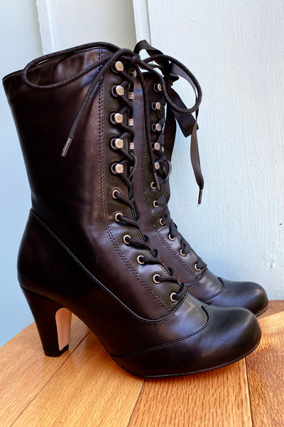 HIGH by Claire Campbell women black patent lace up ankle boots - size 39/6