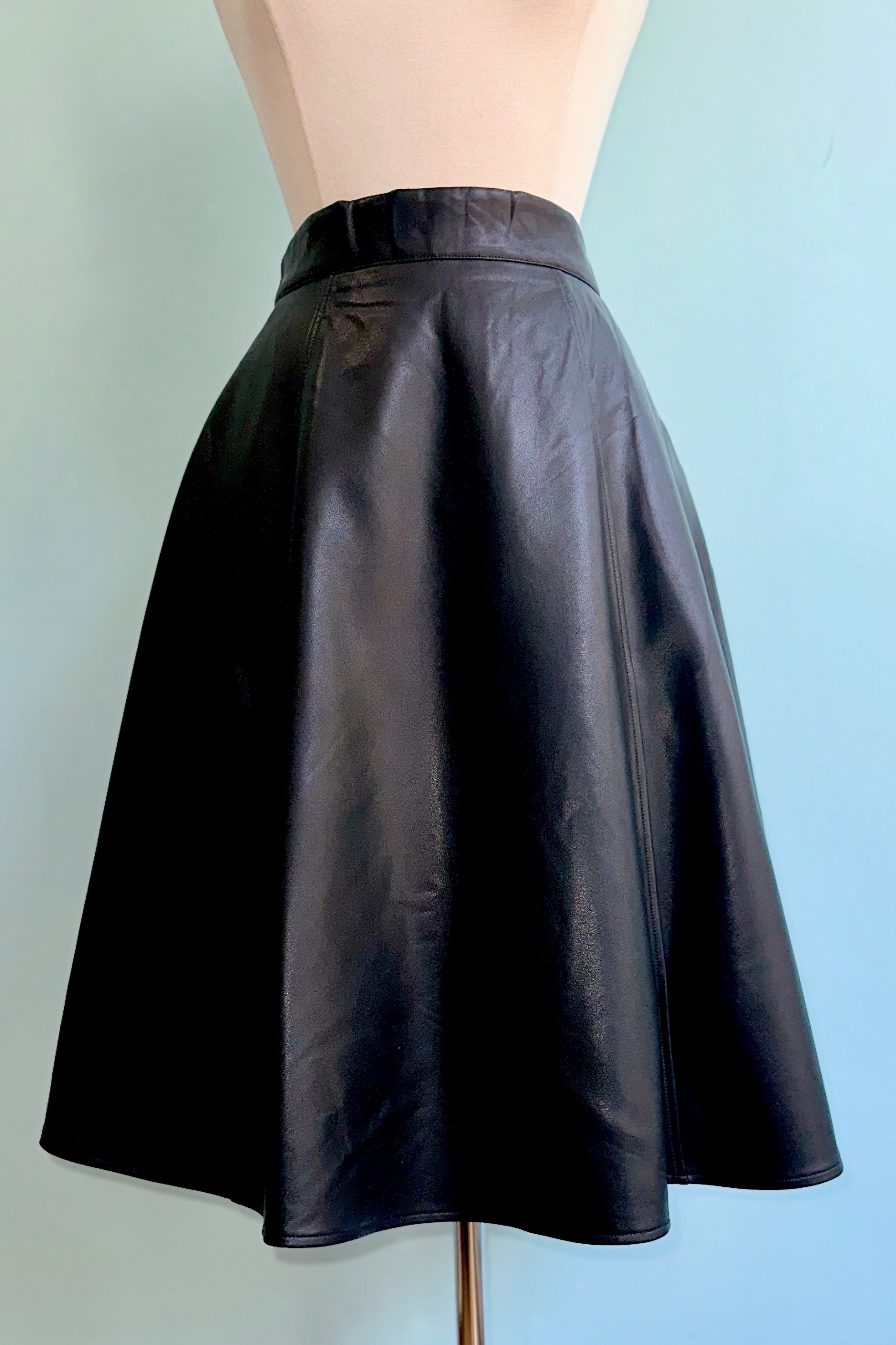 【Anyone more】Mibe Leather Tiered Skirt Pants 0939620f640dac300036c7ec8ffda4