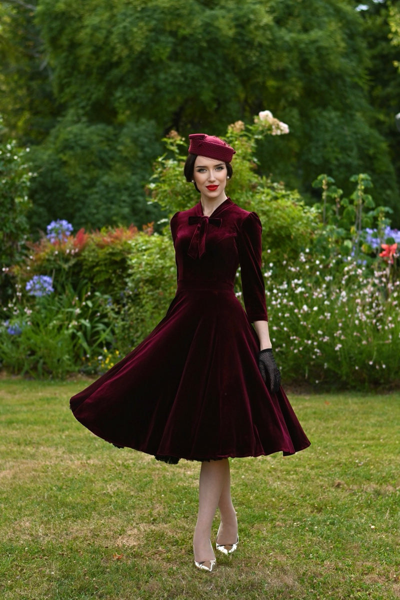 Sylvie Burgundy Velvet Dress by Hearts & Roses London – Modern Millie