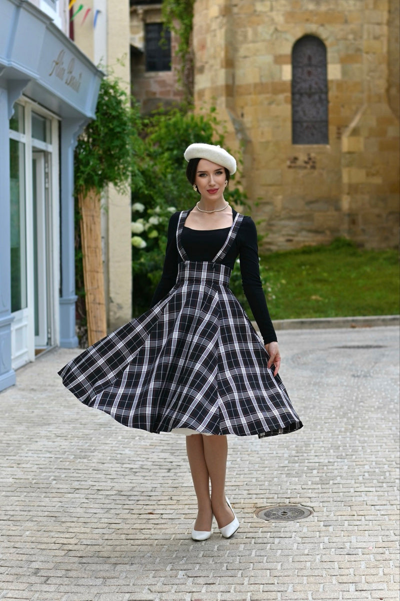 Elfie Skirt by Hearts & Roses London