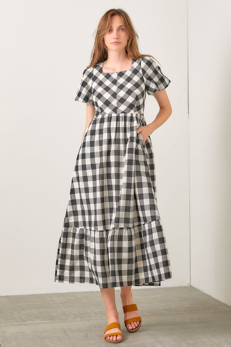 Black and White Gingham Bubble Sleeve Maxi Dress