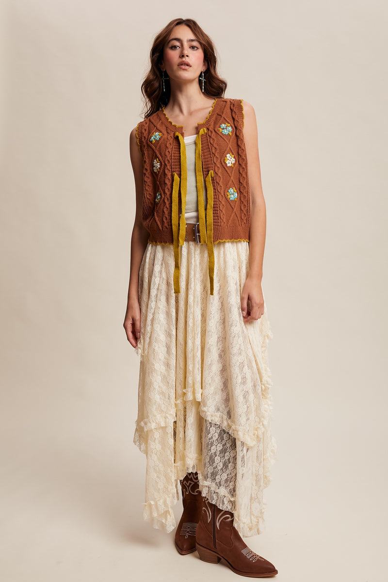 Loose Embroidered Knit Vest in Pecan