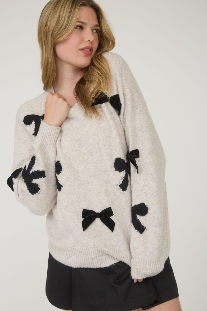 Bow Pullover Sweater in Oatmeal