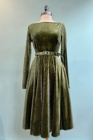 Chartreuse Long Sleeve Velvet Dress – Modern Millie
