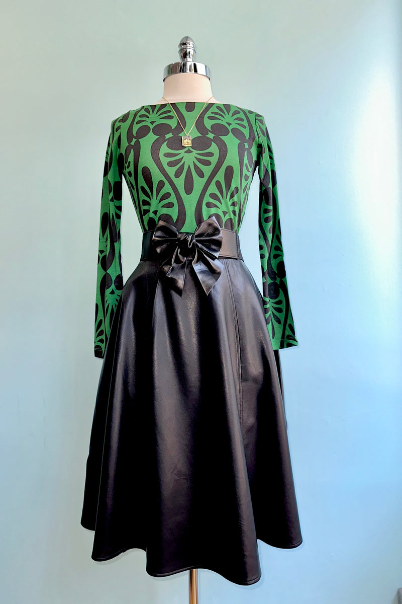 Black and Green Bateau Neck Top by Compania Fantastica