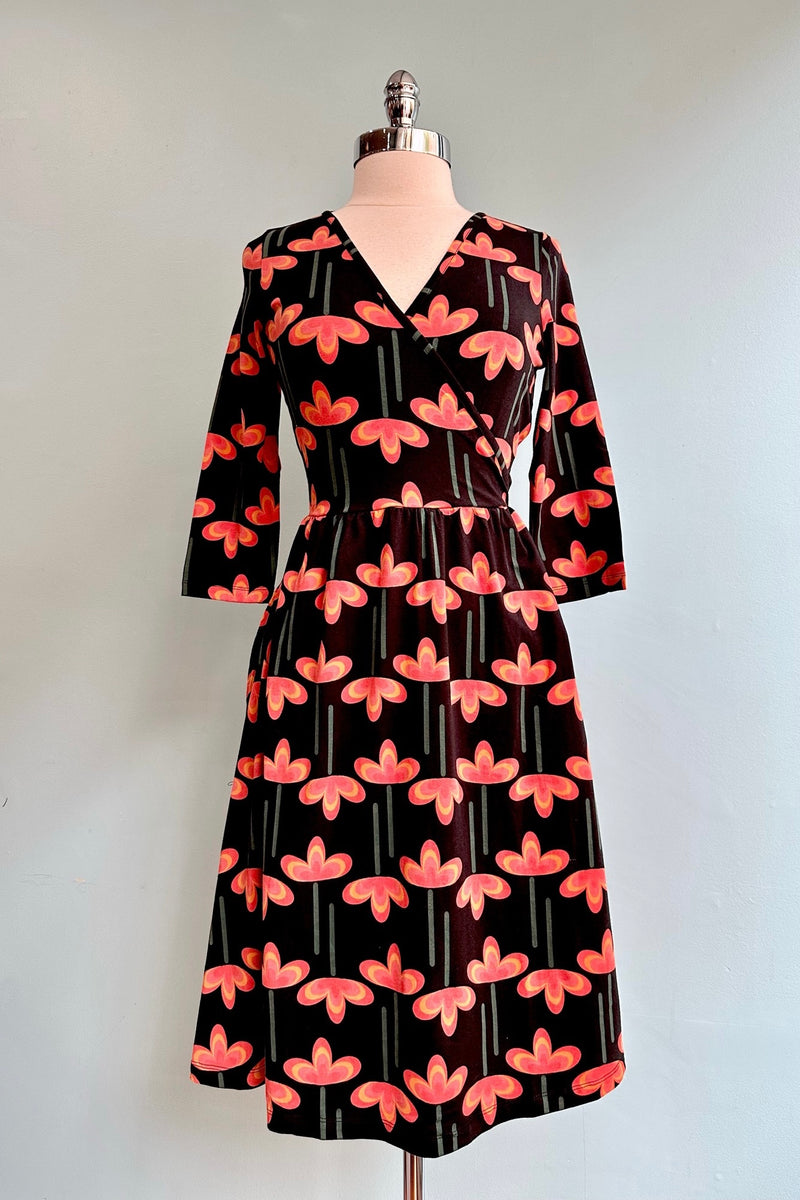 Mod Poppy Callie Wrap Dress by Mata Traders