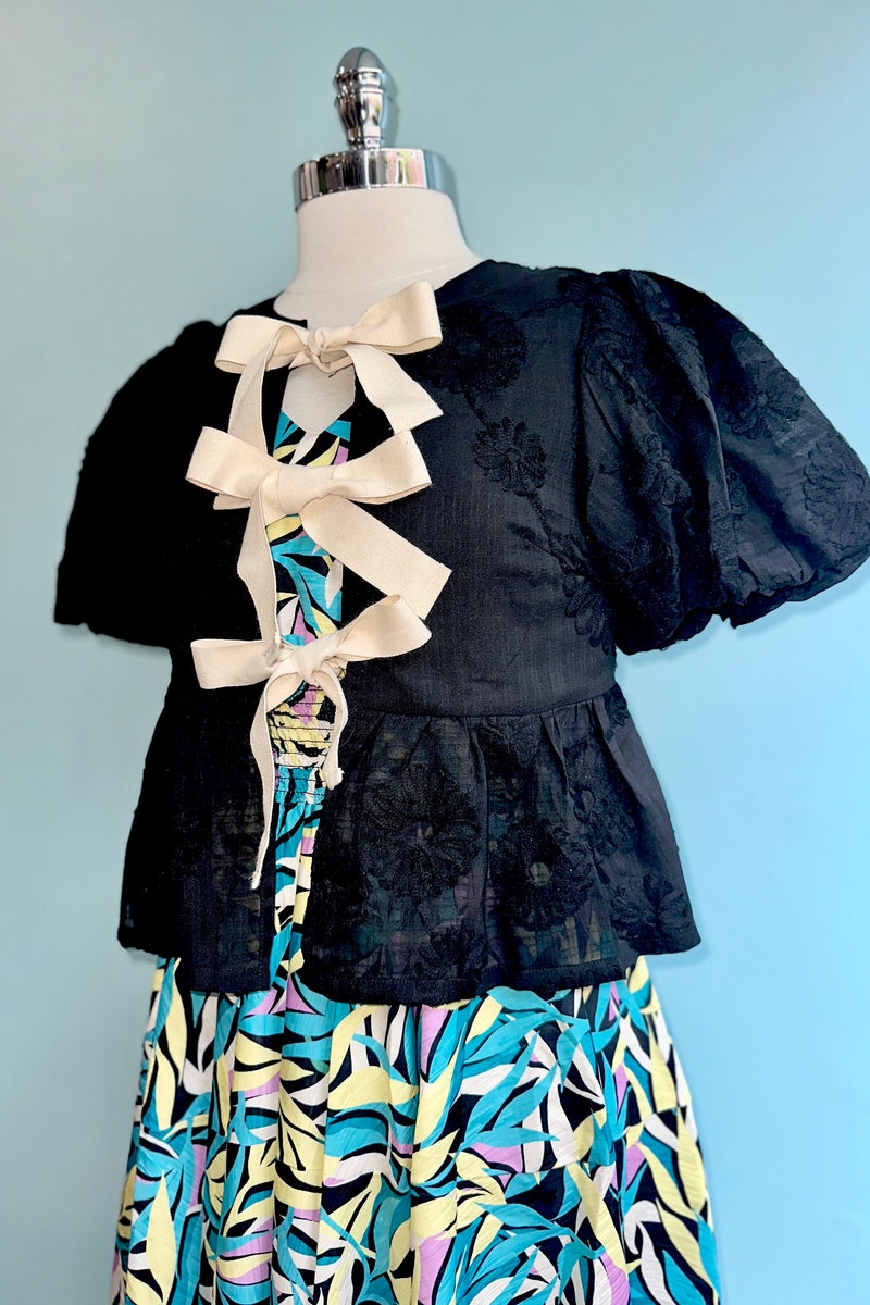 Bow Tie Floral Puff Sleeve Top in Black