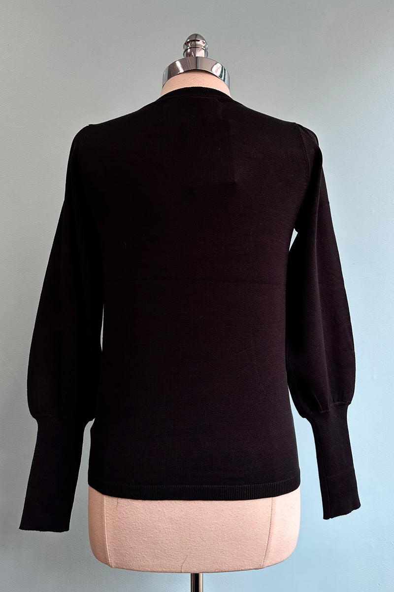 Black Pullover Fine Knit Sweater by Compania Fantastica