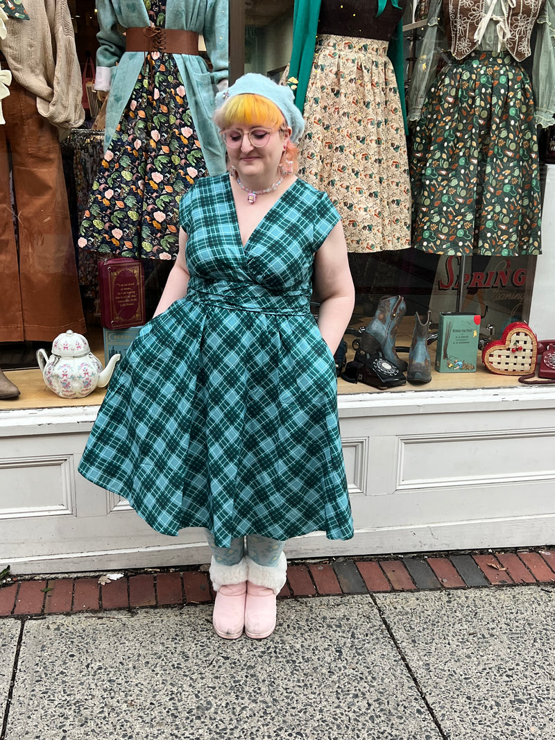 Green Plaid Greta Dress by Retrolicious Large