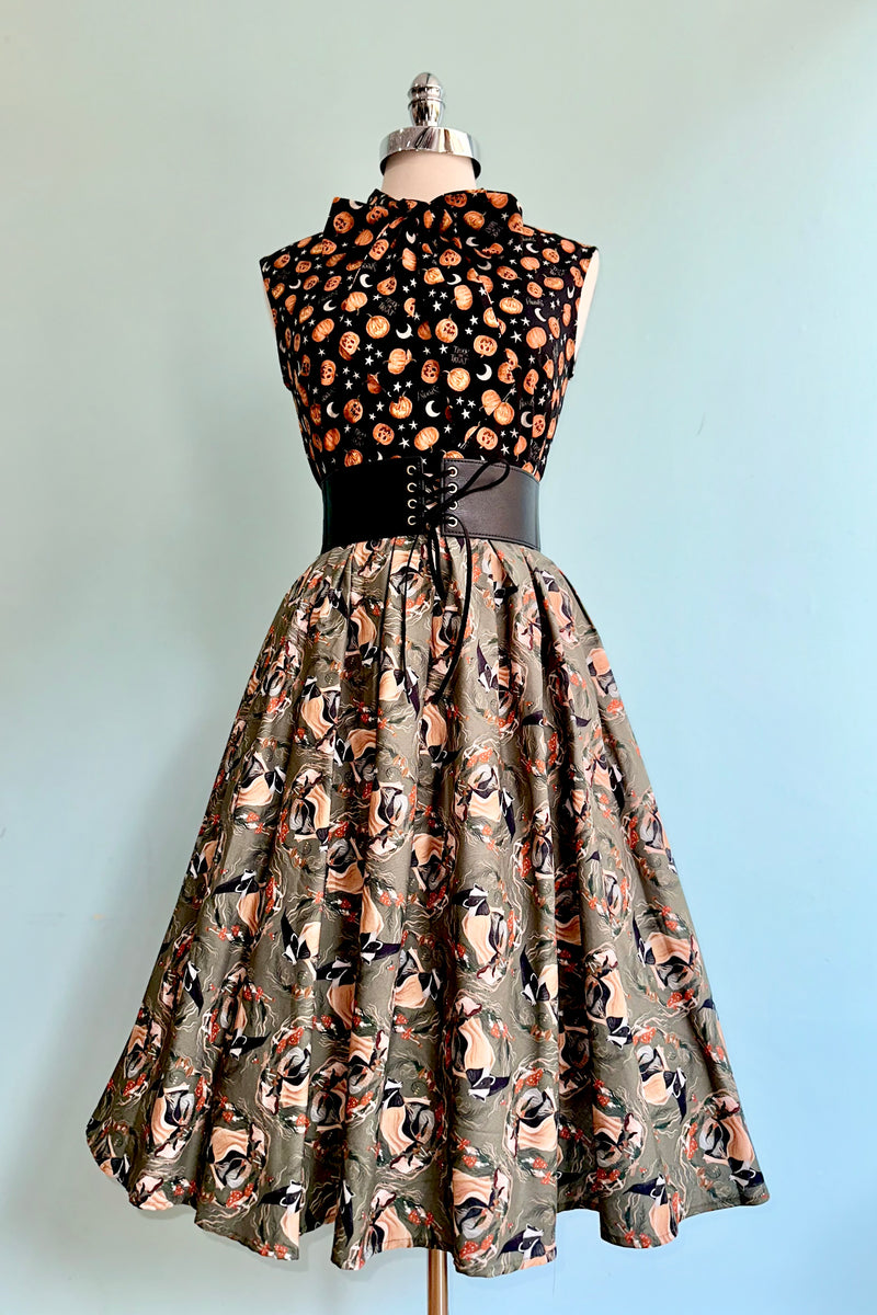 Moons and Jack O' Lantern Bow Top by Retrolicious