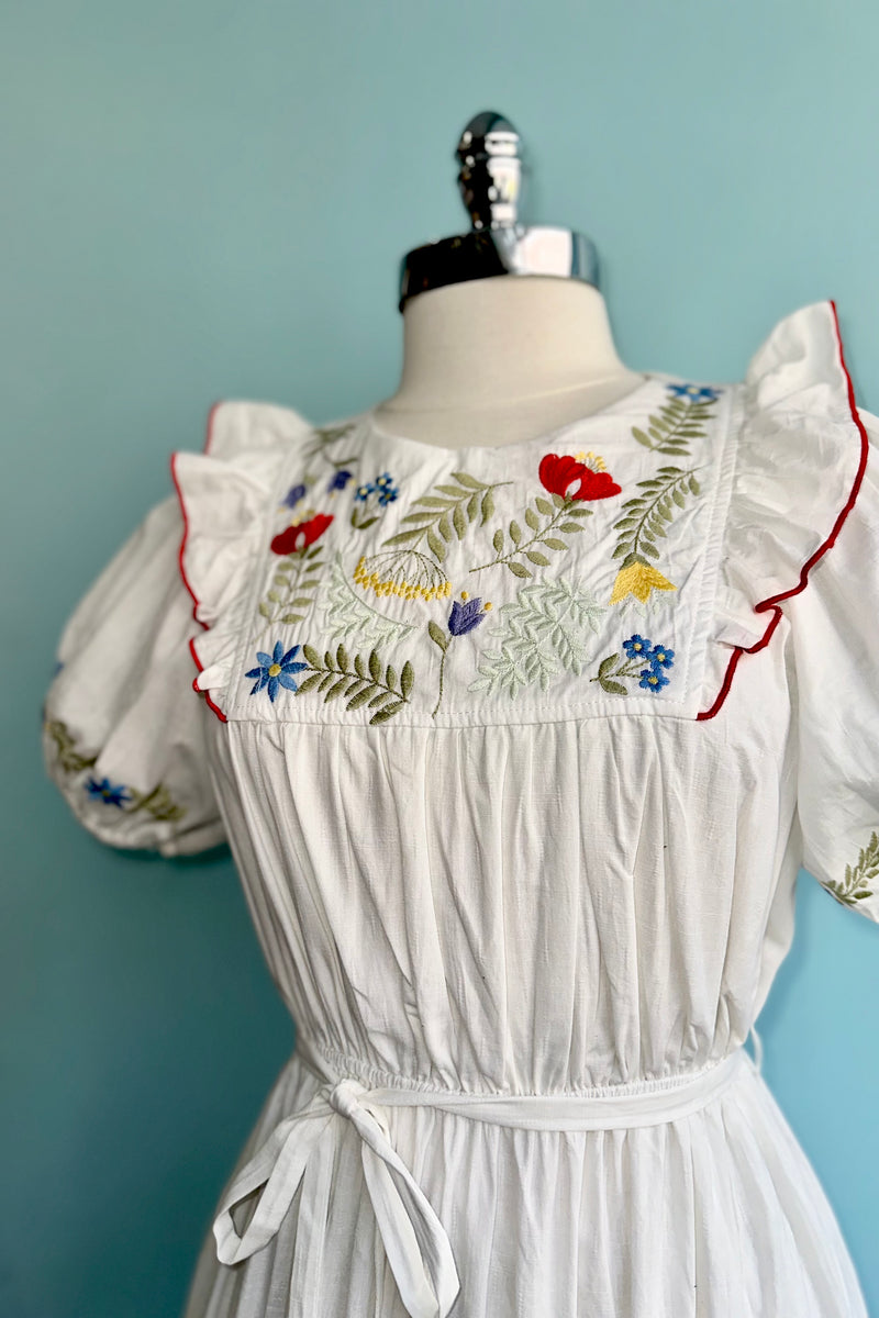 Final Sale Embroidered Cotton Maxi Dress in White Small