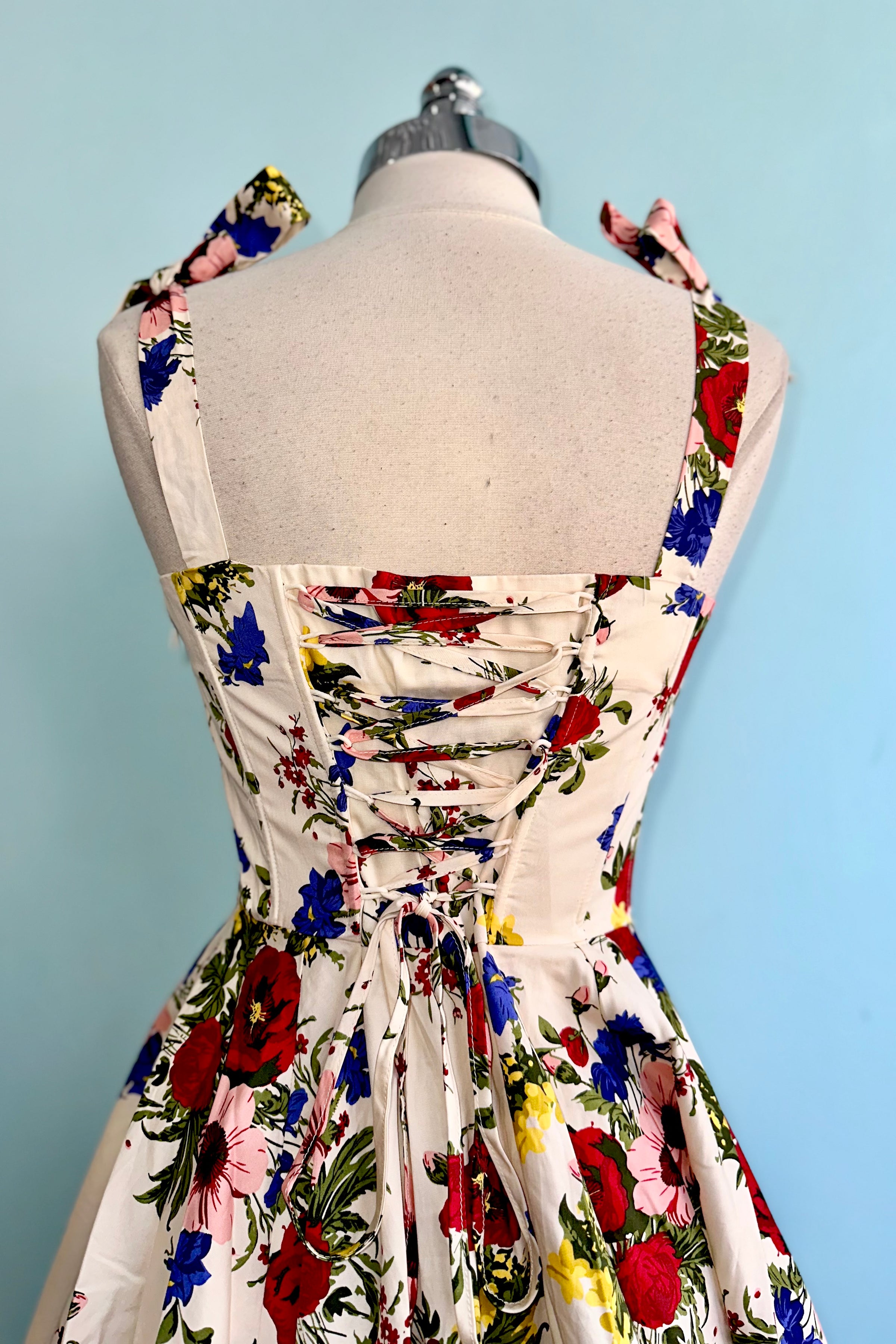 uo angelica corset midi dress Urban Outfitters Angelica Corset Midi Dress Size M