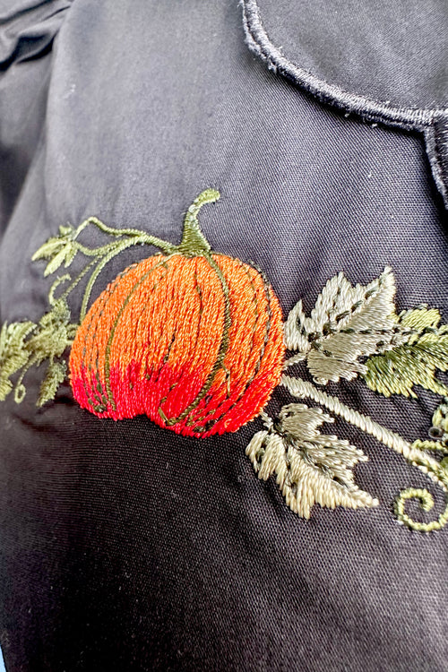 Black Pumpkin Embroidery Puff Sleeve Blouse
