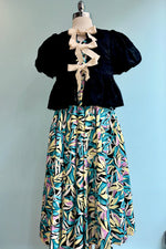 Bow Tie Floral Puff Sleeve Top in Black