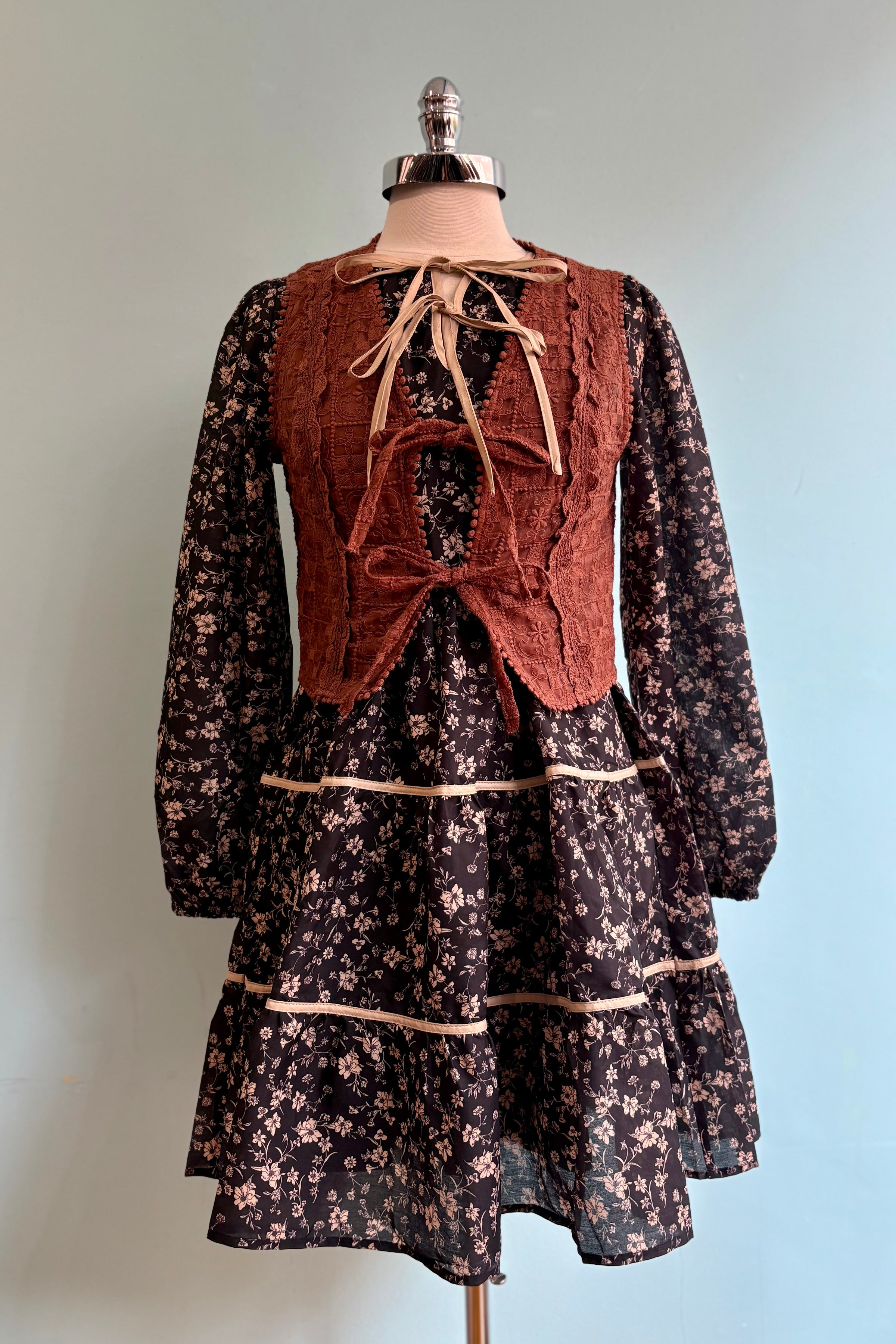 Black Floral Long Sleeve Mini Dress Small Black Floral Long Sleeve Mini Dress Small