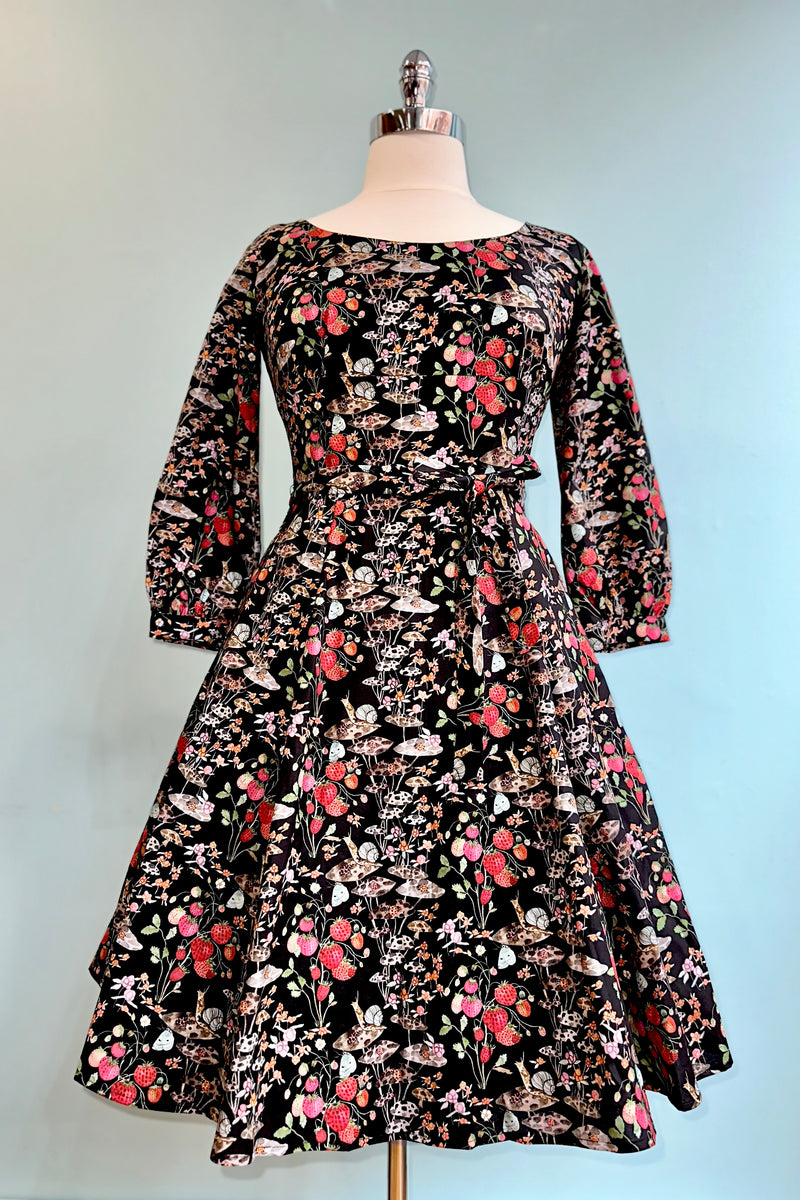 Strawberries with Snails Jeanette Dress by Heart of Haute 1X-Large