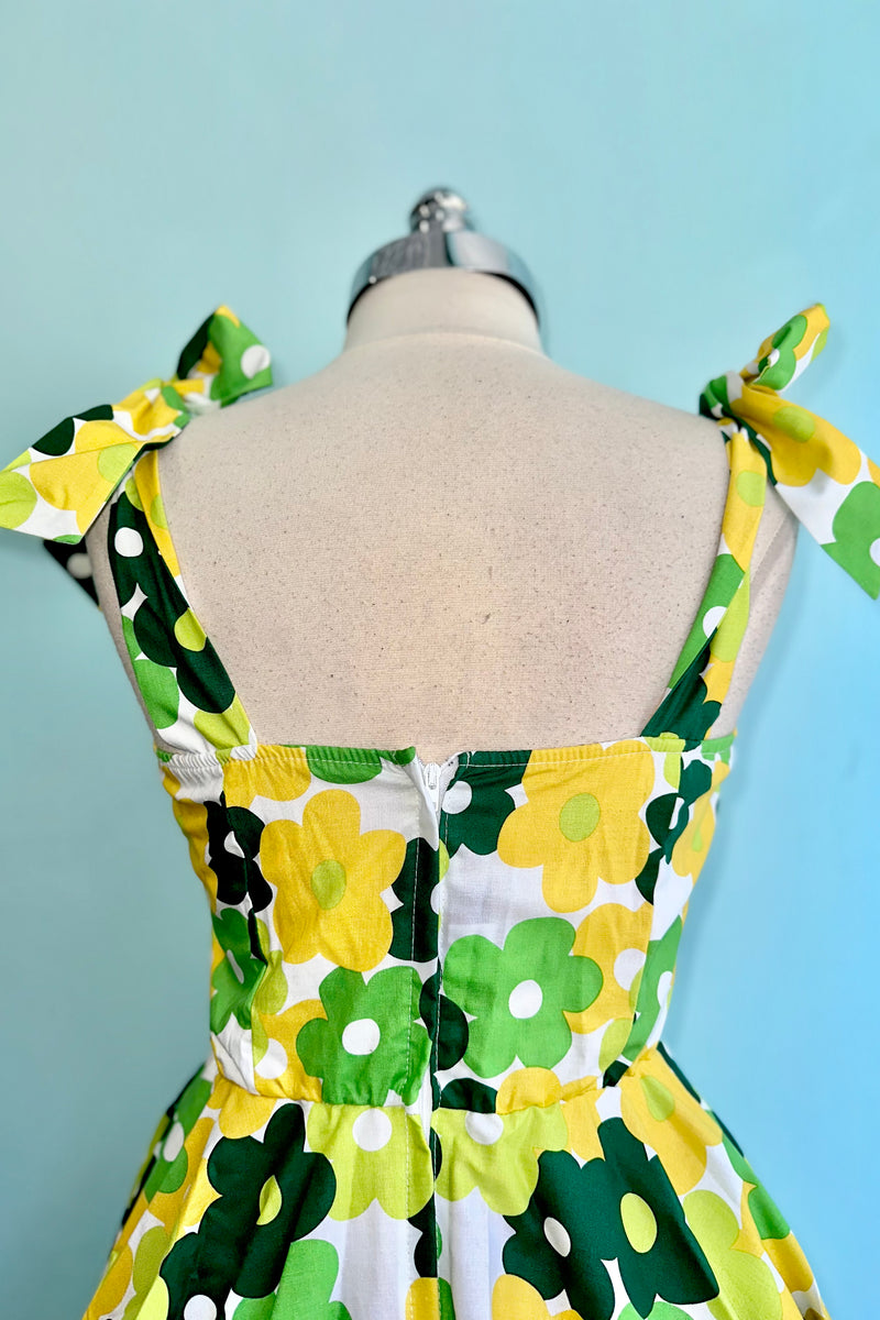 Green Mod Floral Sarah Dress by Heart of Haute Medium Green Mod Floral Sarah Dress by Heart of Haute Medium
