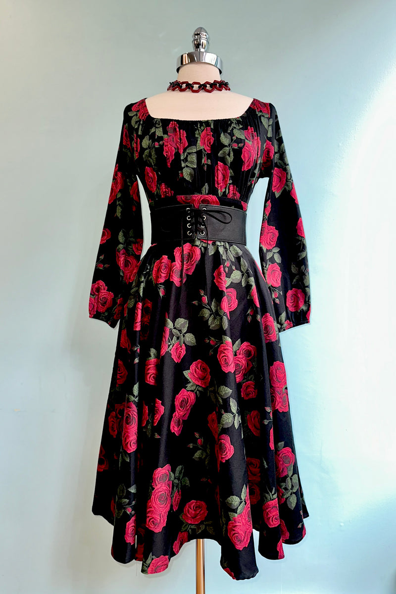 Mina Romantic Roses Dress by Banned