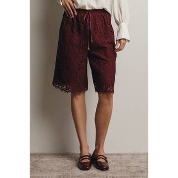 Burgundy Lace Bermuda Shorts – Modern Millie