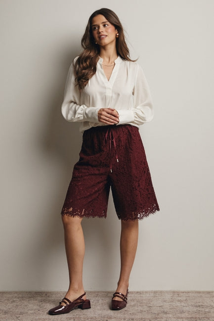 Burgundy Lace Bermuda Shorts – Modern Millie