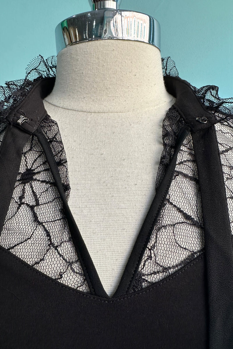 Voodoo Vixen Black & White Lace Collar Shift Dress | Size Medium
