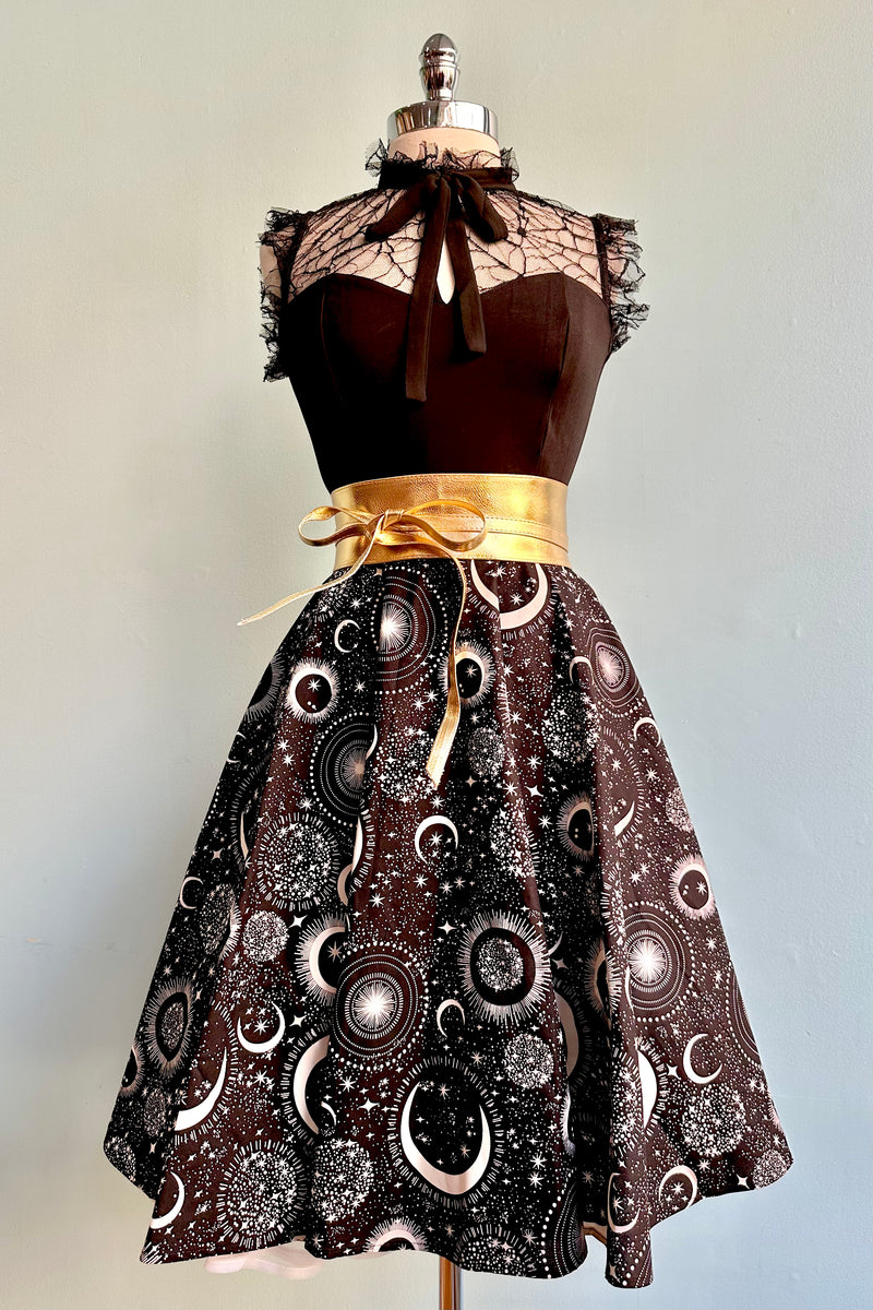 Voodoo Vixen Black & White Lace Collar Shift Dress | Size Medium