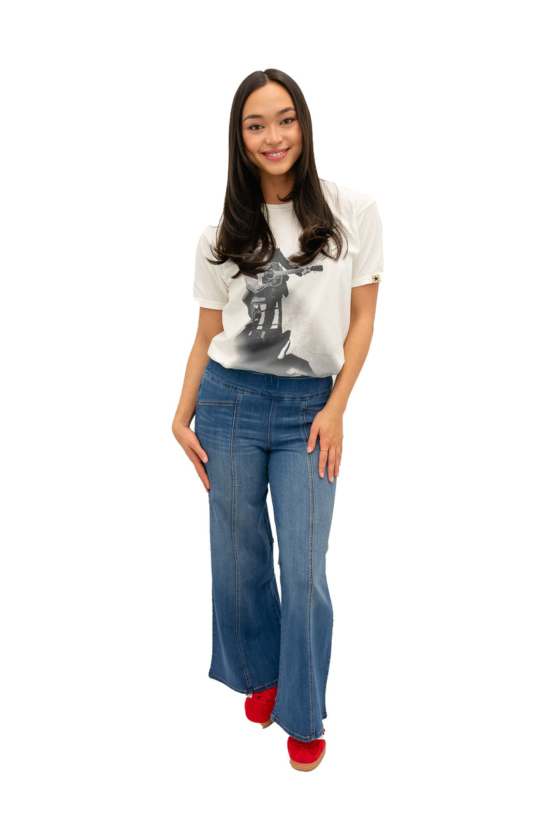 30" Pull On Wide Leg Jeans in Medium Wash by 1822 Denim