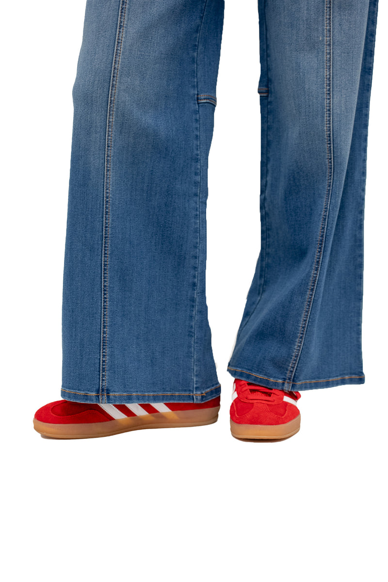30" Pull On Wide Leg Jeans in Medium Wash by 1822 Denim