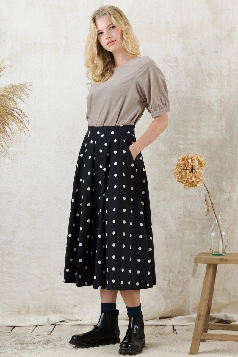 Licorice and Cream Sandy Skirt by Emily and Fin