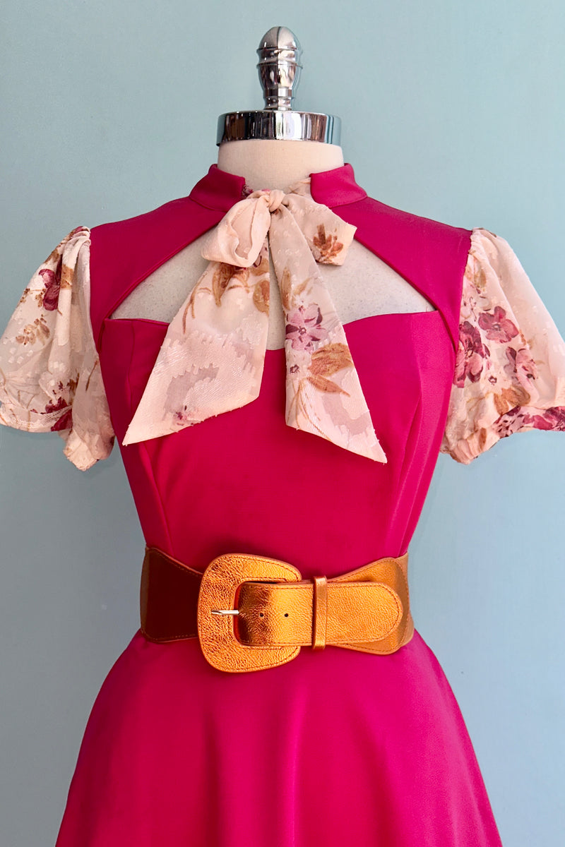 Raspberry Pink Tie Neck Short Sleeve Dress