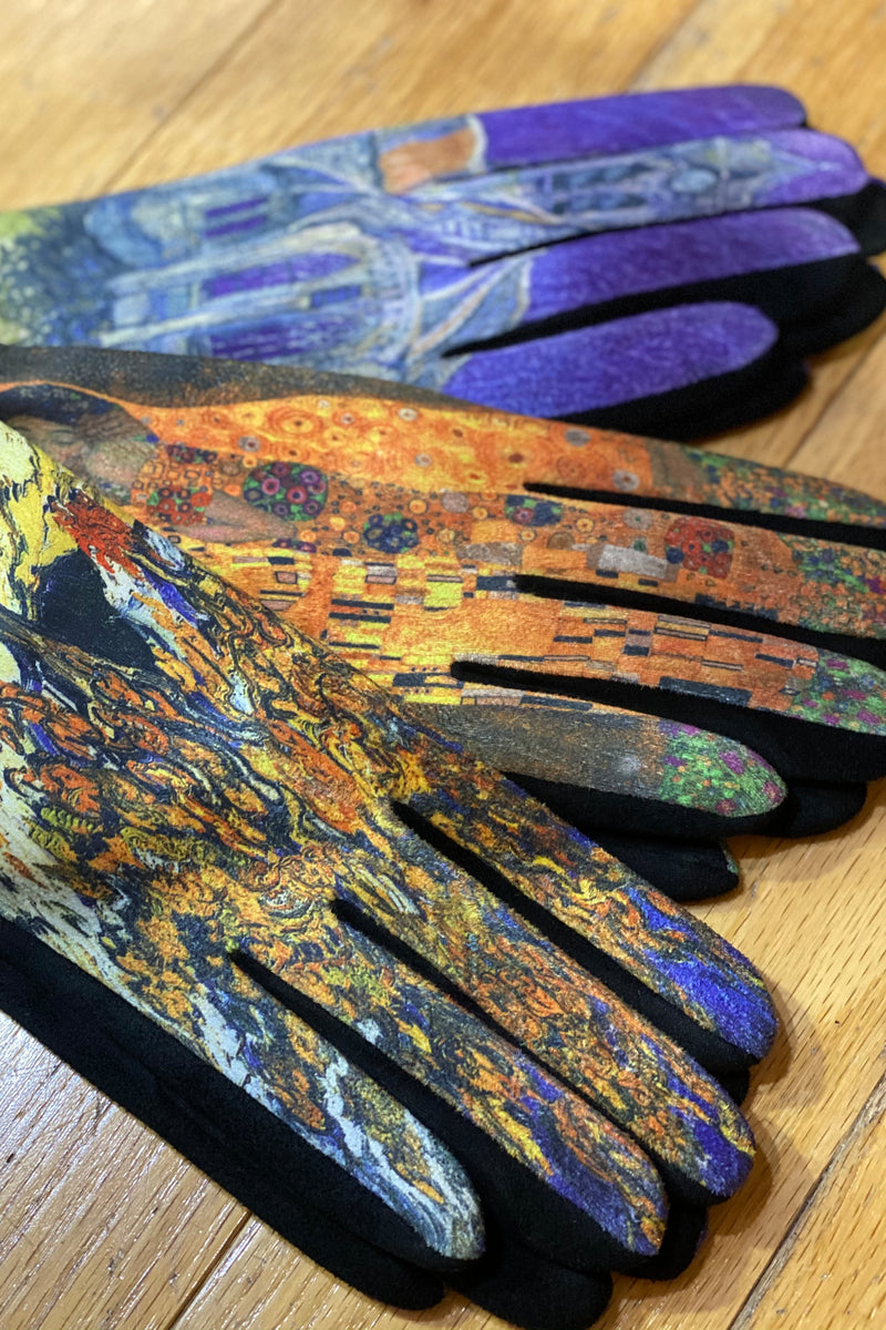 The Kiss Gloves