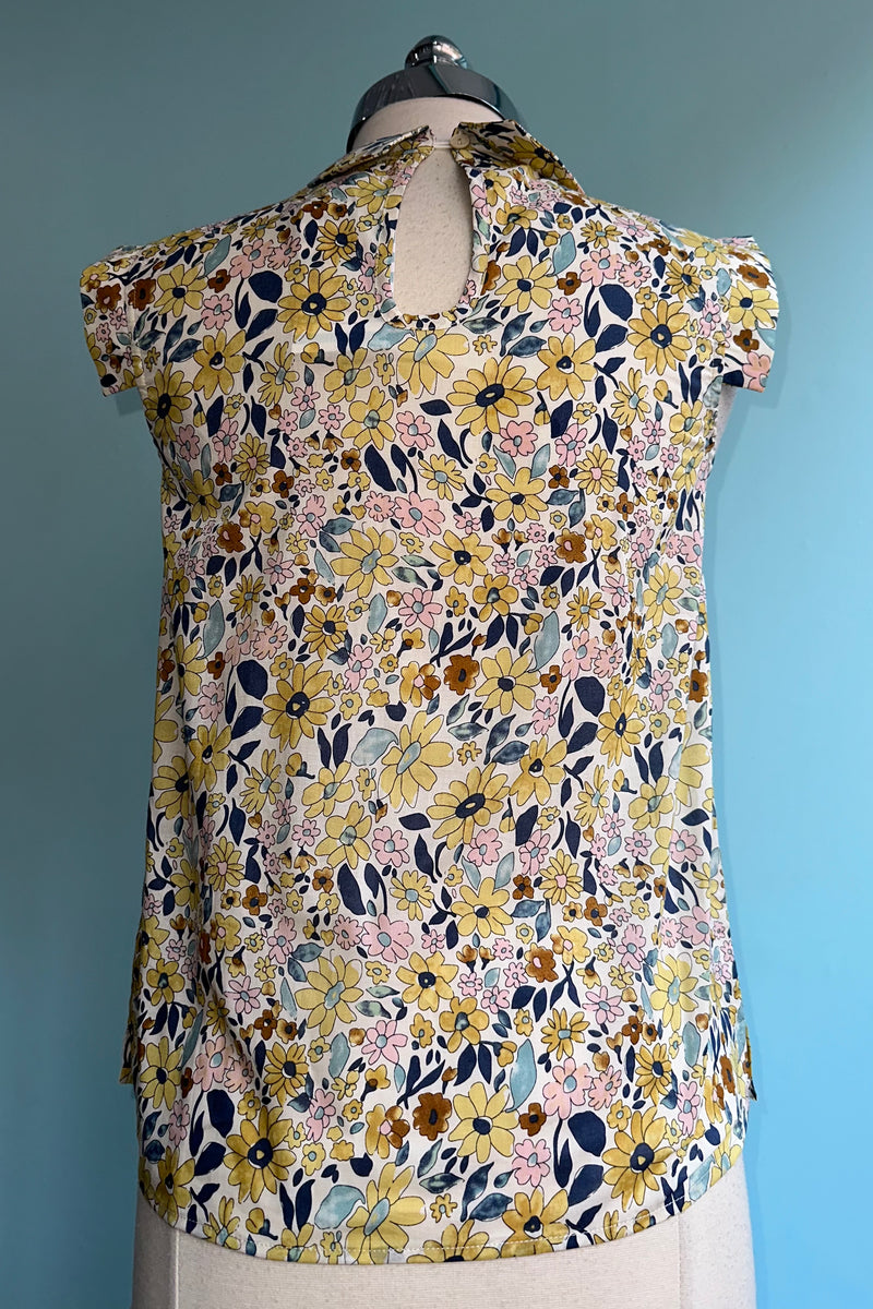 Floral Print Cap Sleeve Top by Tulip B.