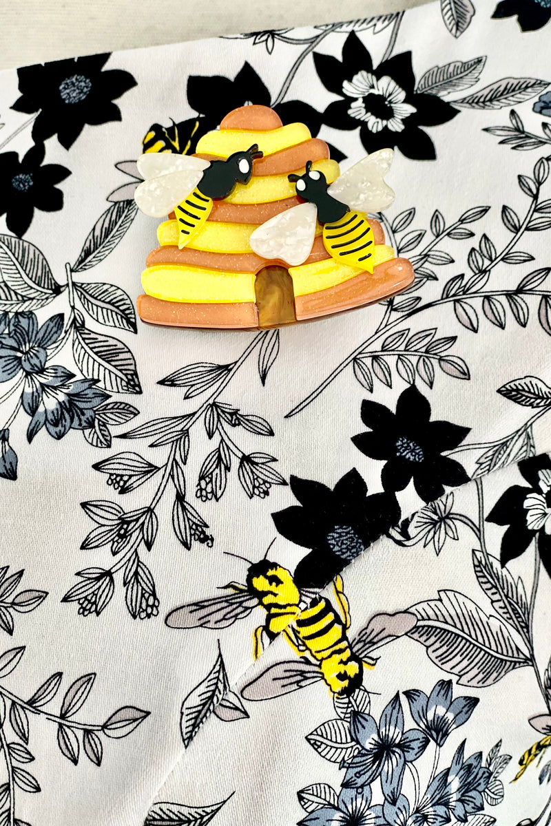 White Bumble Bee Short Sleeve Rounded Neck Dress by Eva Rose