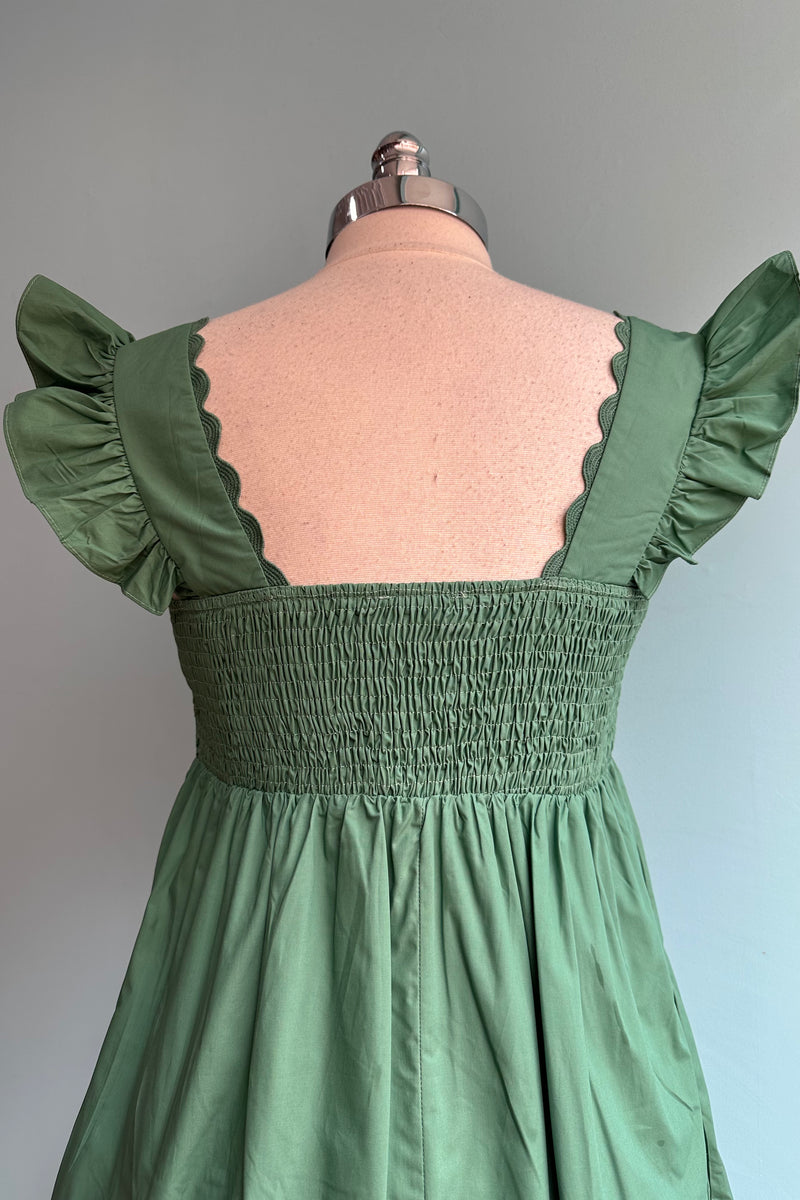 Scalloped Edge Ruffle Sleeve Midi Dress in Green