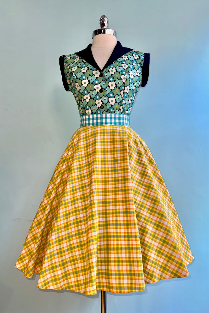 Vintage Plaid with Contrast Waist Circle Skirt by Heart of Haute